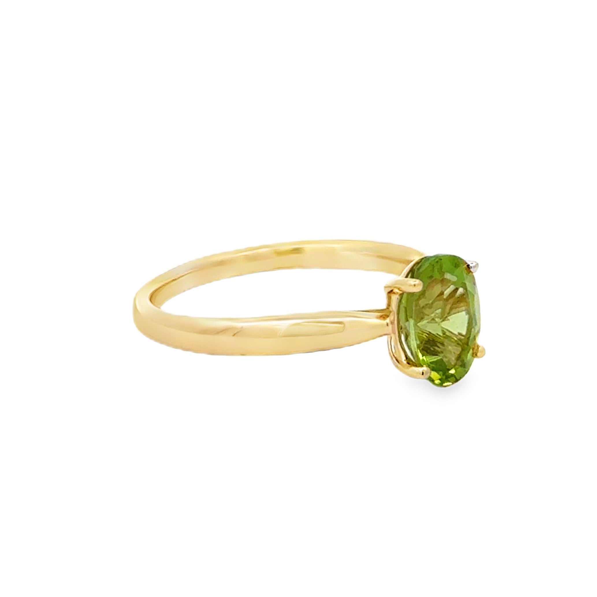 Amore Oval Cut Peridot Ring 9ct Gold SIDE
