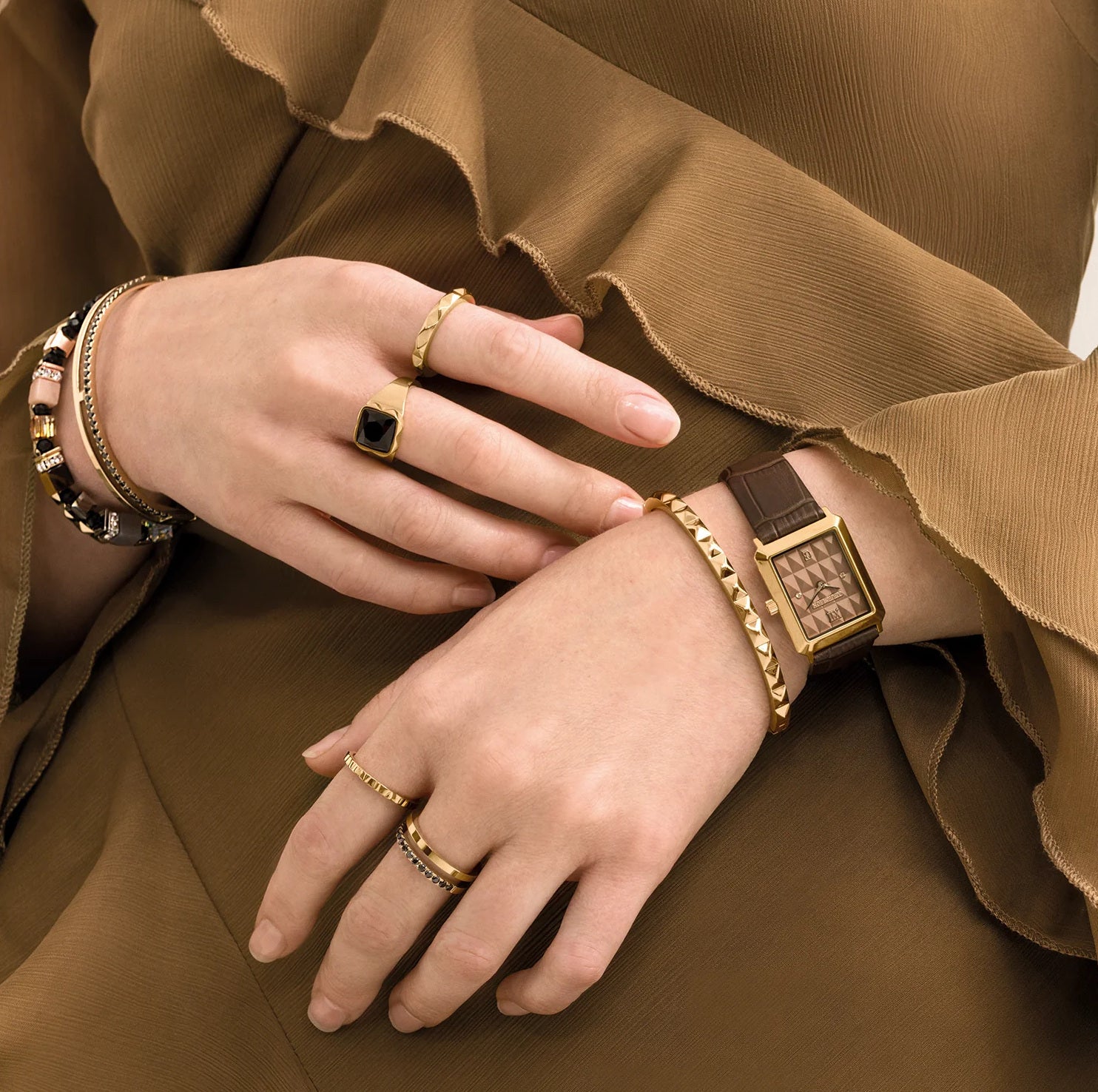 Coeur De Lion Watch Iconic Spikes Leather Mocha Mousse Gold model