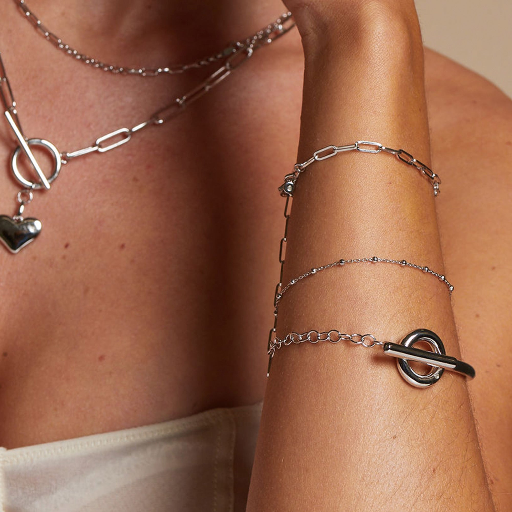 Hot Diamonds Linked Half Bangle DC221 wear shot