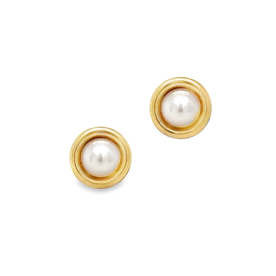 5mm Fresh Water Cultured Pearl 9ct Gold Surround Earring