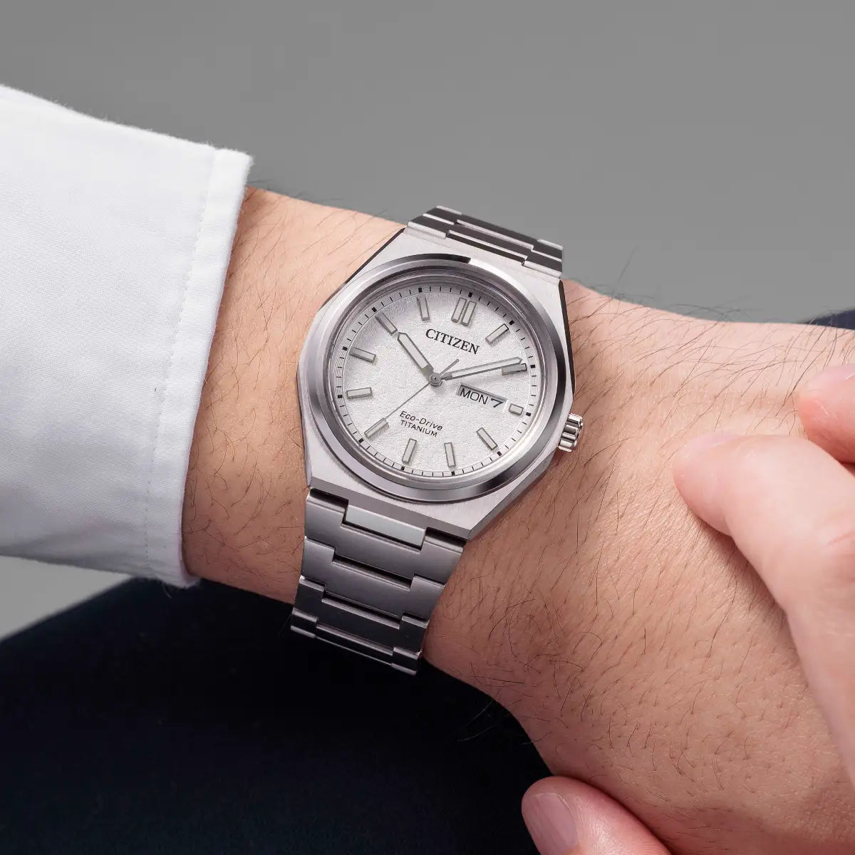 Citizen Eco Drive Men's Zenshin Three-hand Super Titanium™ Bracelet Watch AW0130-85A MODEL