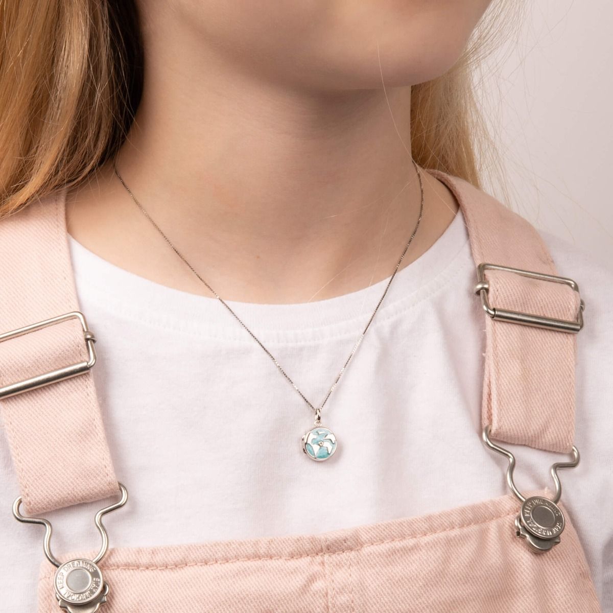 D for Diamond Earth Locket Necklace P5301 model
