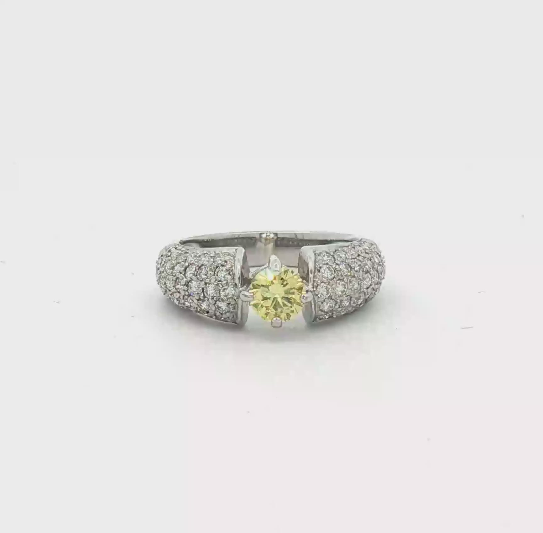 Pre Owned Yellow & White Diamond Ring 18ct White Gold video