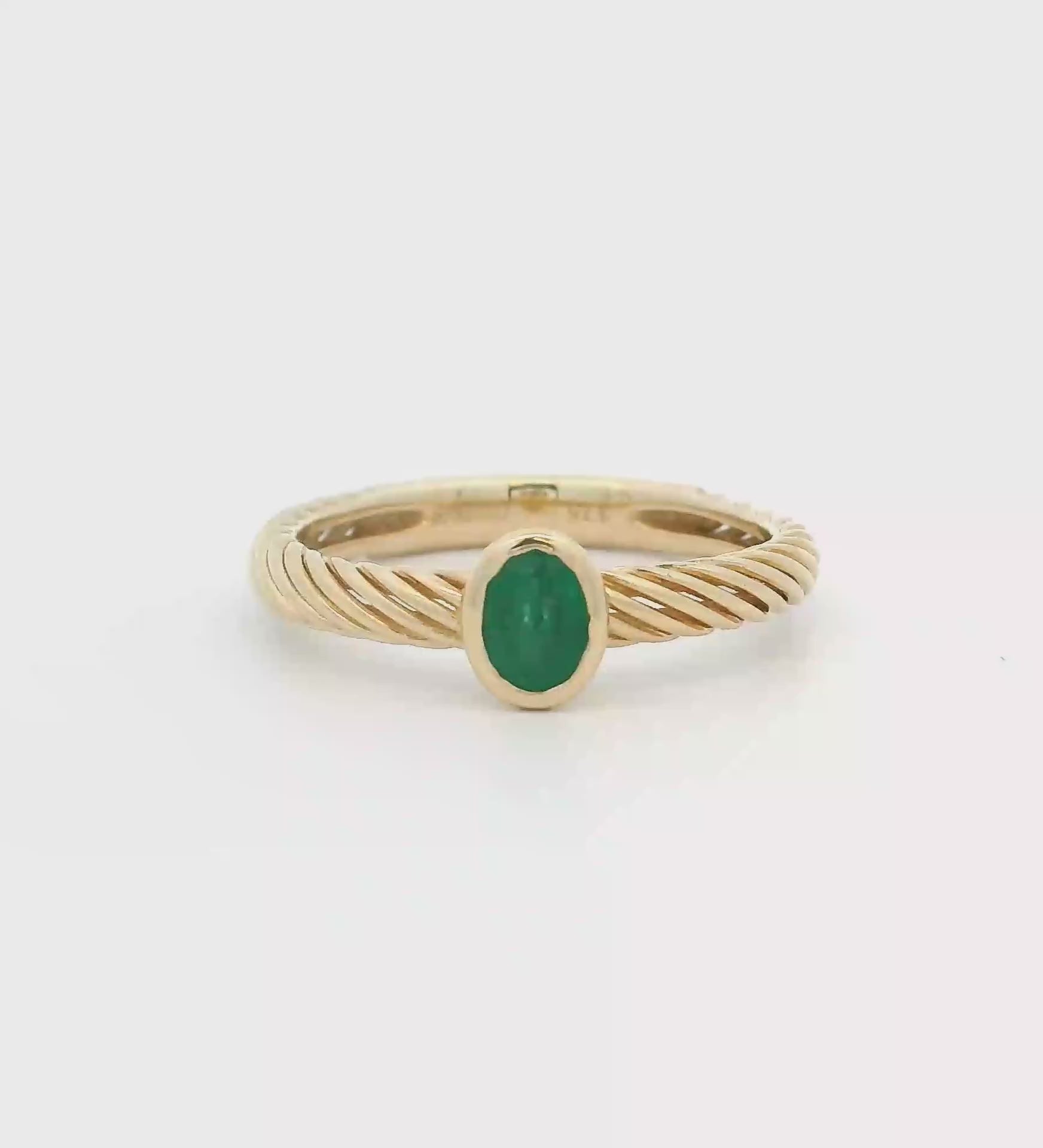 Solitaire Emerald Ring 9ct Gold