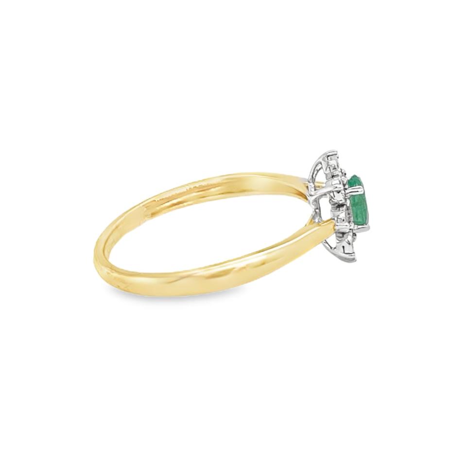 Emerald & Diamond Oval Illusion Set Cluster Ring 9ct Gold side
