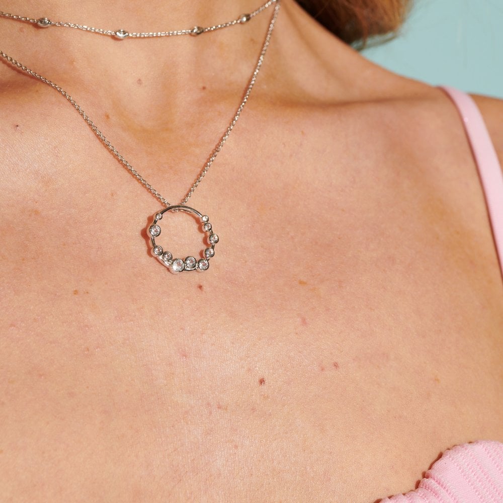 Hot Diamonds Tender Wreath Pendant DP1106 model