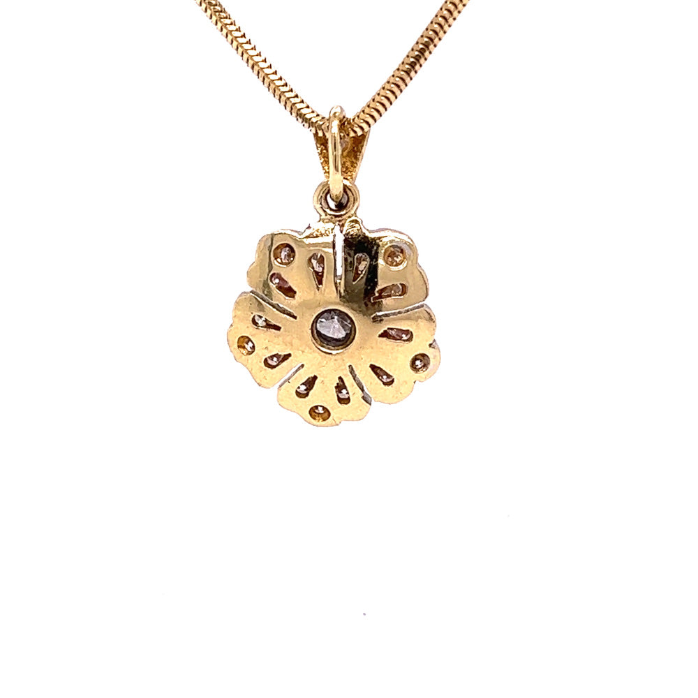Pre Owned Diamond Flower Pendant