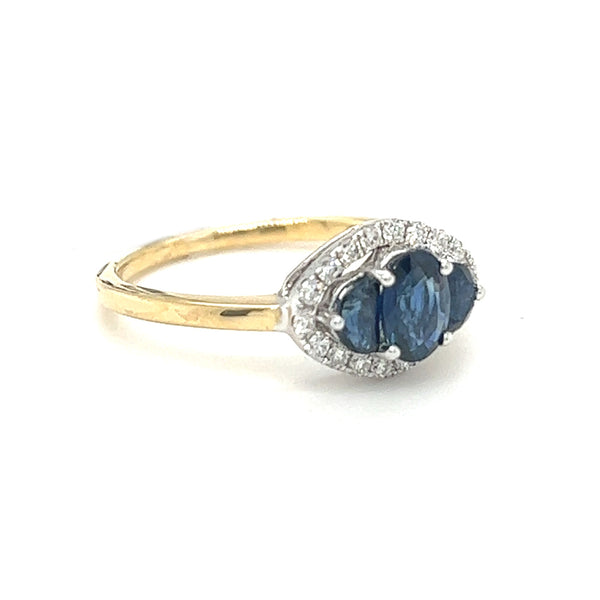 18ct Yellow Gold Sapphire & Diamond Oval Cluster Ring