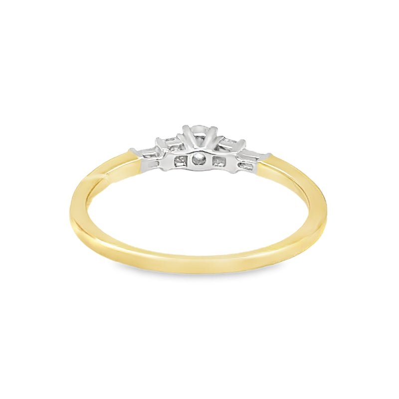 18ct Gold 5 Stone Diamond Engagement Ring 0.29ct rear
