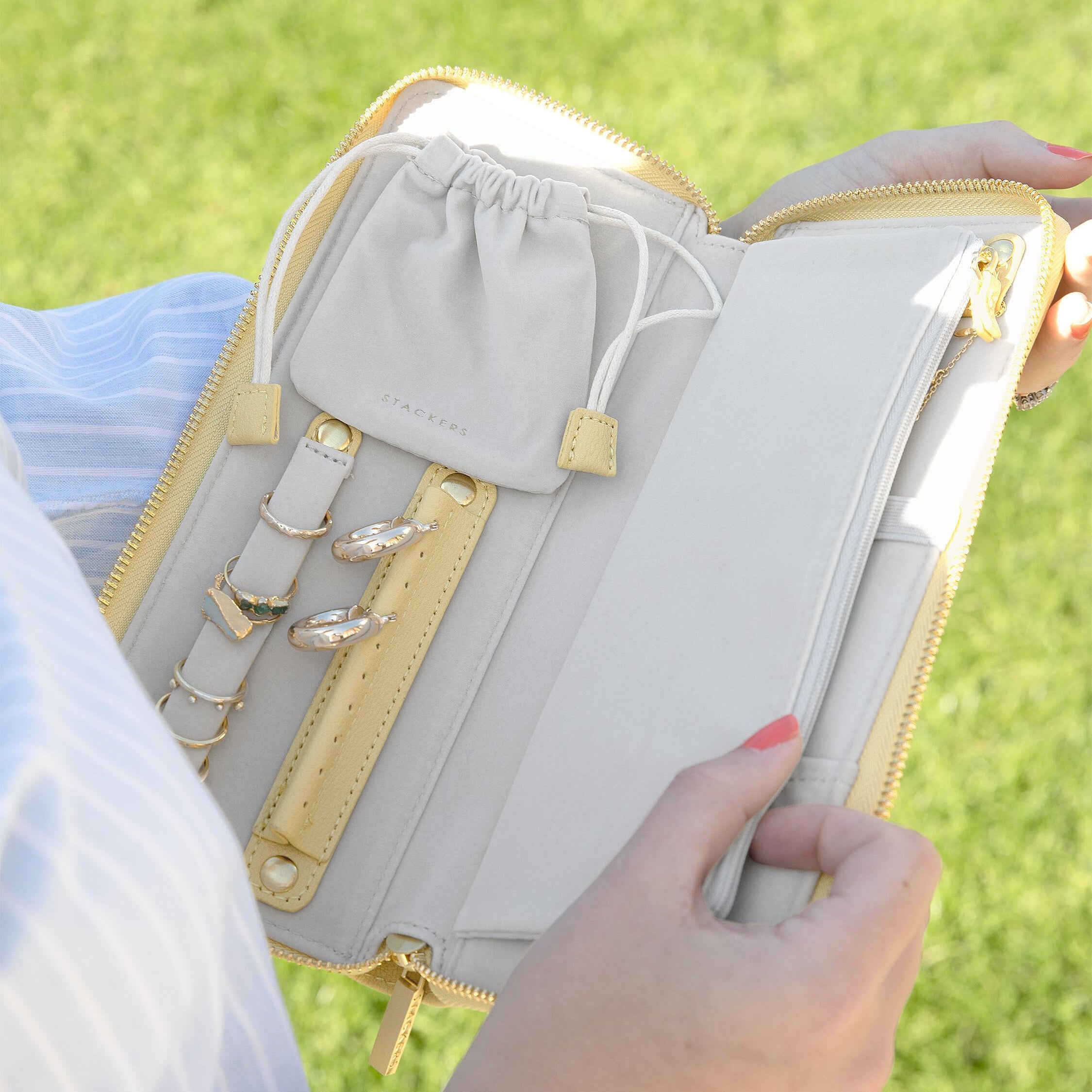 Stackers Yellow Jewellery Roll