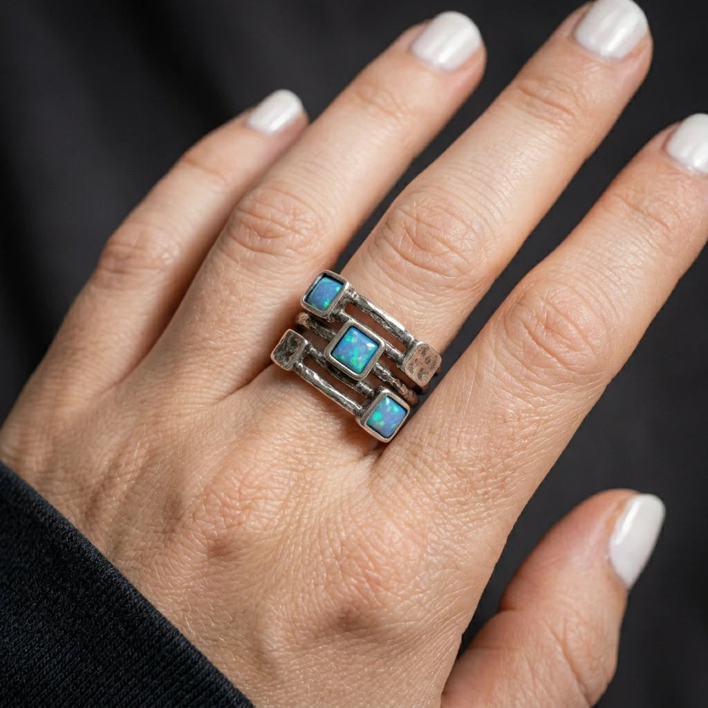 Aviv Silver Square Opals Ring Model