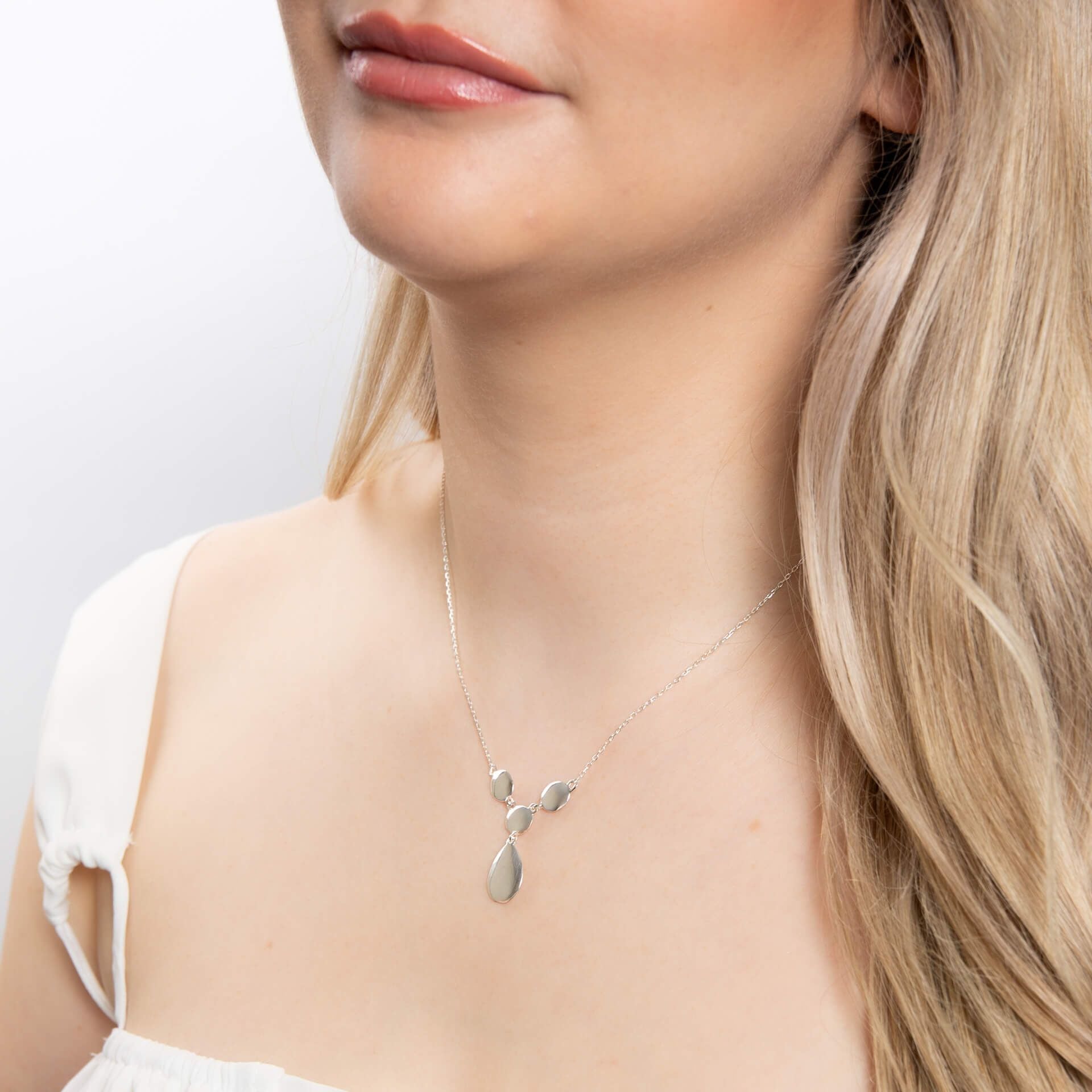Sterling Silver Pebbles Necklace MODEL
