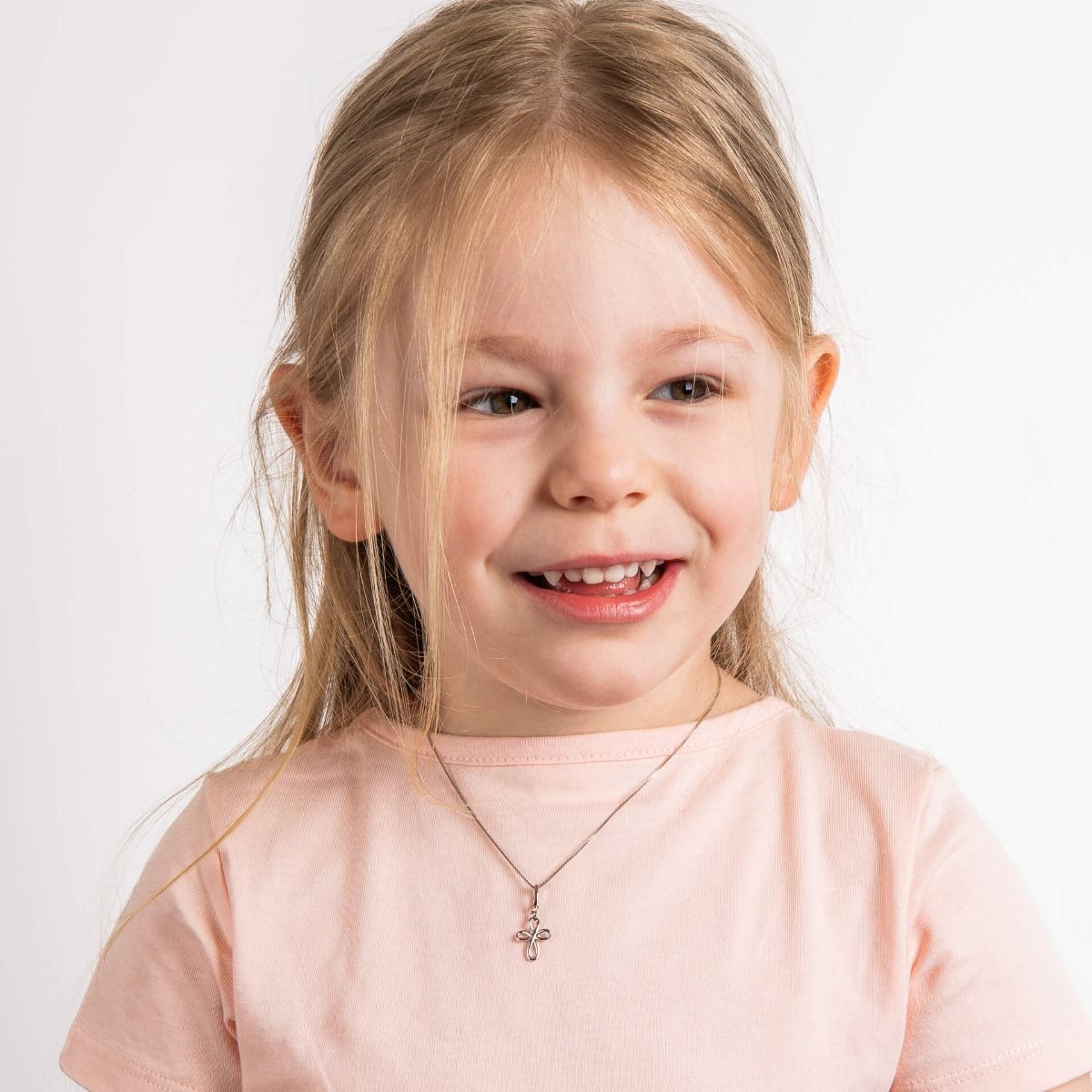 D for Diamond Organic Cross Necklace P5514 model