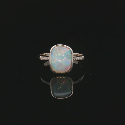 Opal & Diamond Ring 9ct Gold
