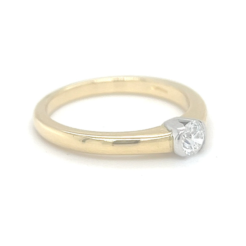 Solitaire 0.33ct Diamond Ring  18ct Yellow Gold