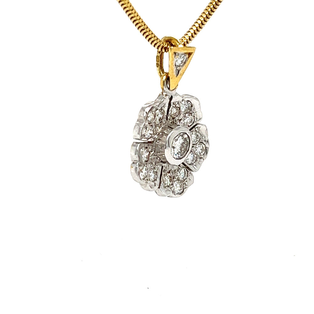 Pre Owned Diamond Flower Pendant