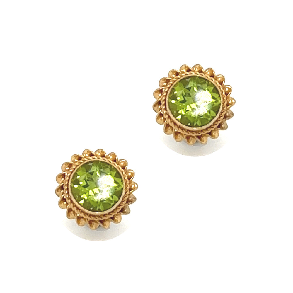9ct Yellow Gold Rubover Rope Edged Peridot Studs