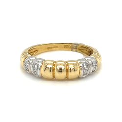 18ct Gold & Diamond Ridged Band Ring front