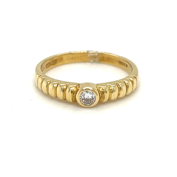 18ct Gold Solitaire Diamond Ridged Band Ring