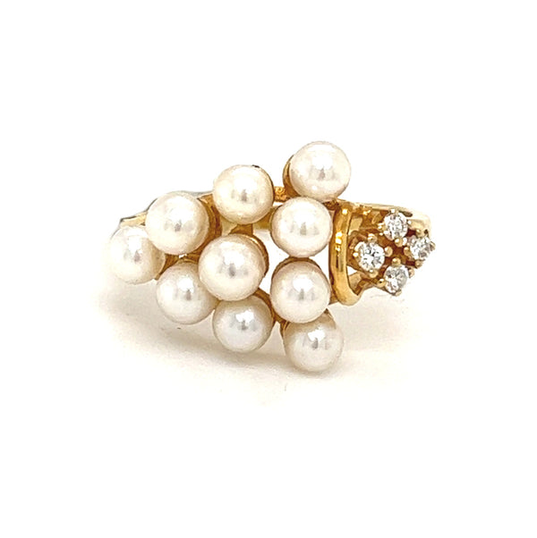 Cultured Pearl & Diamond Ring 18ct Gold front