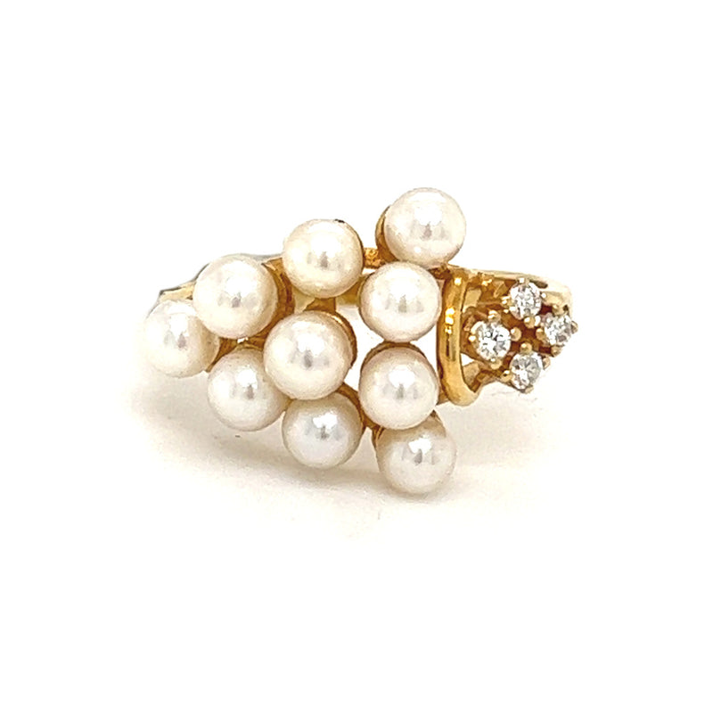 Cultured Pearl & Diamond Ring 18ct Gold front
