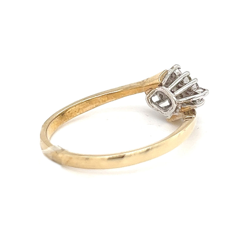 Diamond 16 Stone Cluster Ring 9ct Gold rear