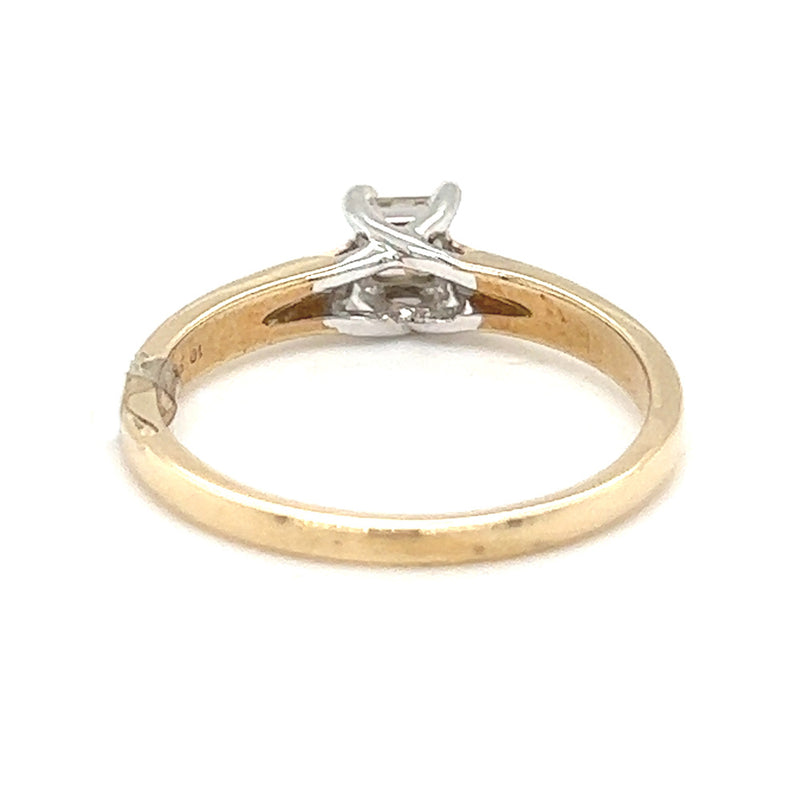 Solitaire Princess Cut Diamond 0.20ct Ring 9ct Gold rear
