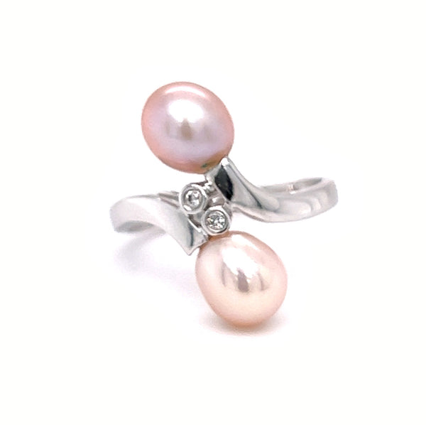 18ct White Gold Pearl & Diamond Ring