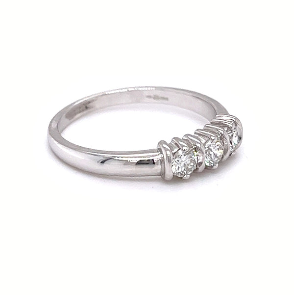 3 Stone Diamond Ring 0.41ct 18ct White Gold SIDE